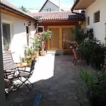 Gyöngyvendégház *