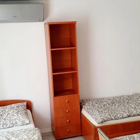 Gyoengyvendeghaz Apartment