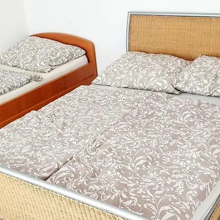 Gyoengyvendeghaz Apartment