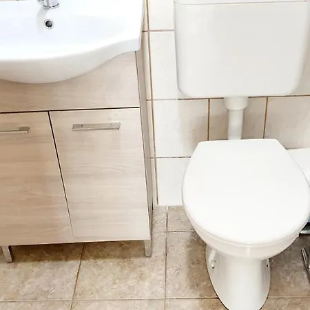 Gyoengyvendeghaz Apartment